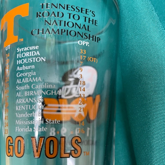Tennessee Volunteers Football 🏈 National Championship Glass - Picture 11 of 11